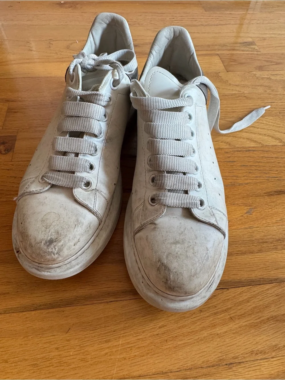 Alexander McQueen Cream/White Low-Top Sneakers